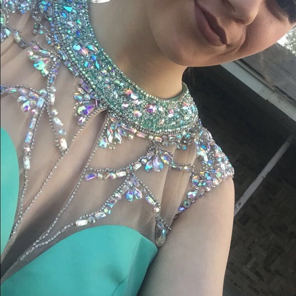 Prom Dress - Picture 1 of 3